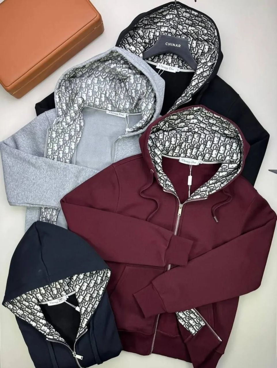 Gilets & Cardigans