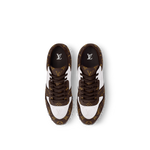 Sneaker Run Away