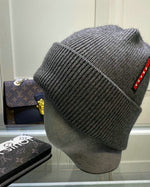 Bonnet PRADA