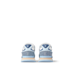 Sneaker Run Away