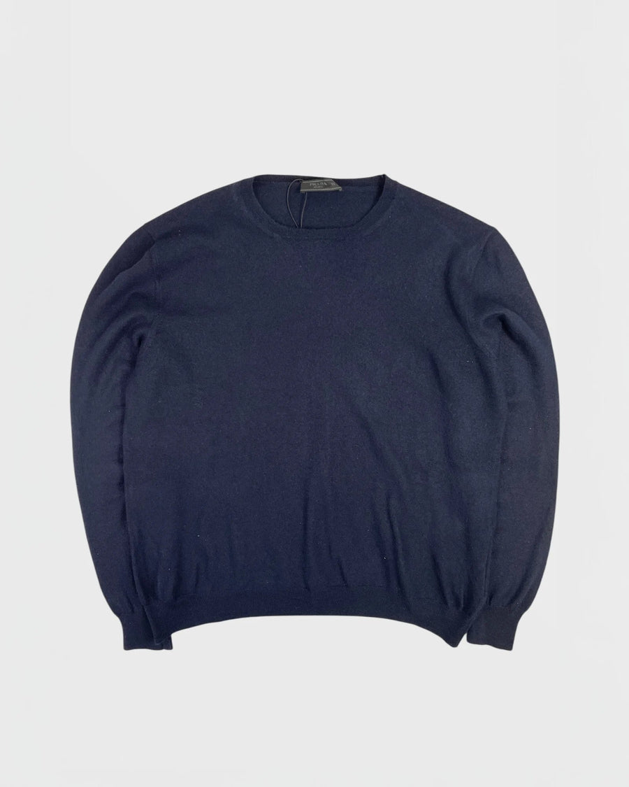 Prada pull